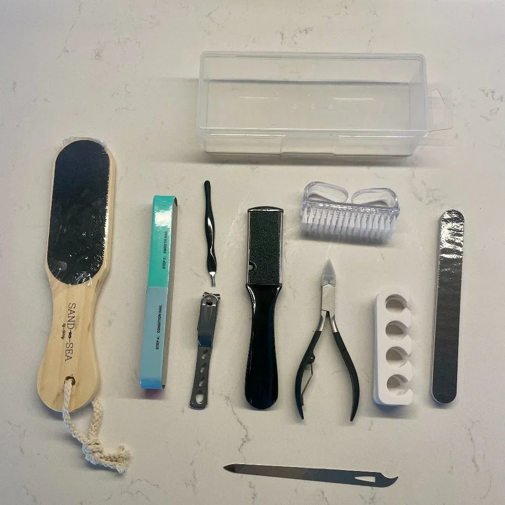 Professional Manicure Kit, SPA Foot File and‎ Scunci Headbands Pamper Set, NWT